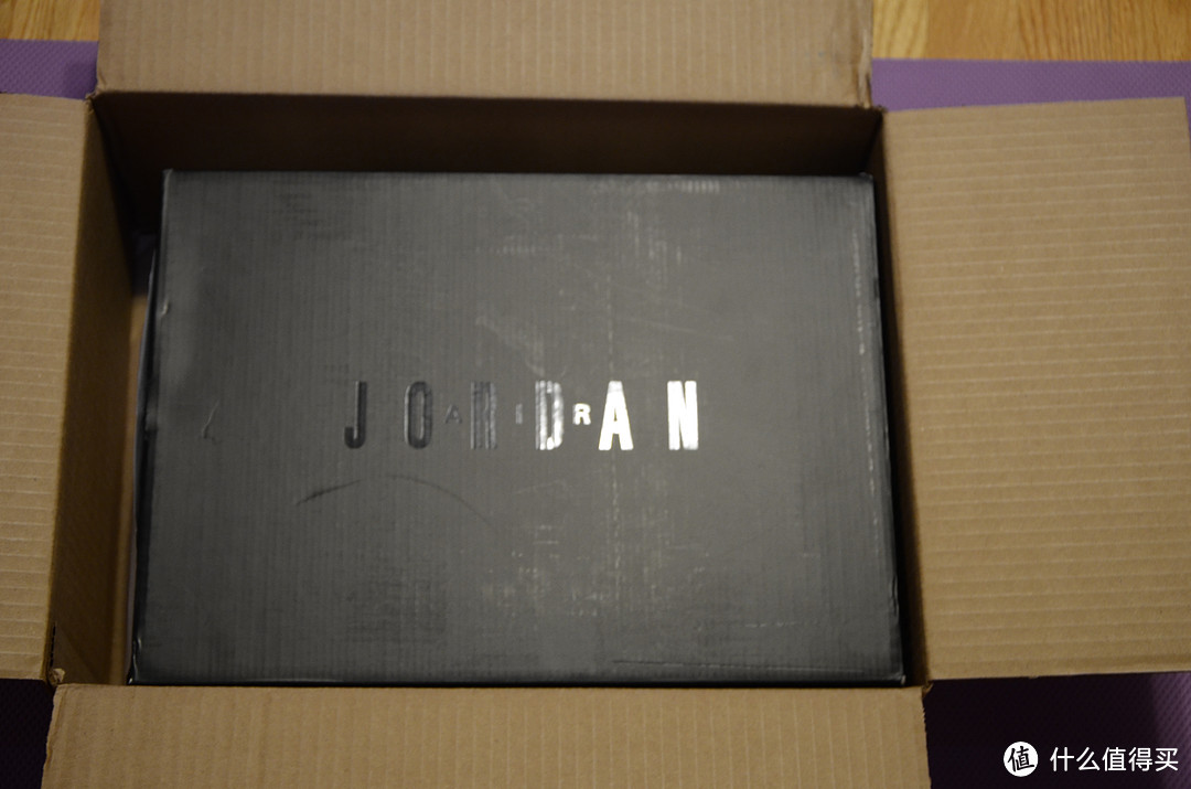 来自女王大人的礼物：Air Jordan 6 X Slam Dunk 樱木花道 篮球鞋