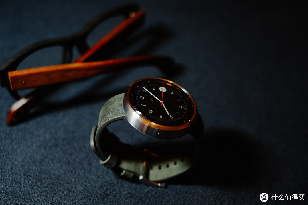 MOTO 360 入手图赏、简评