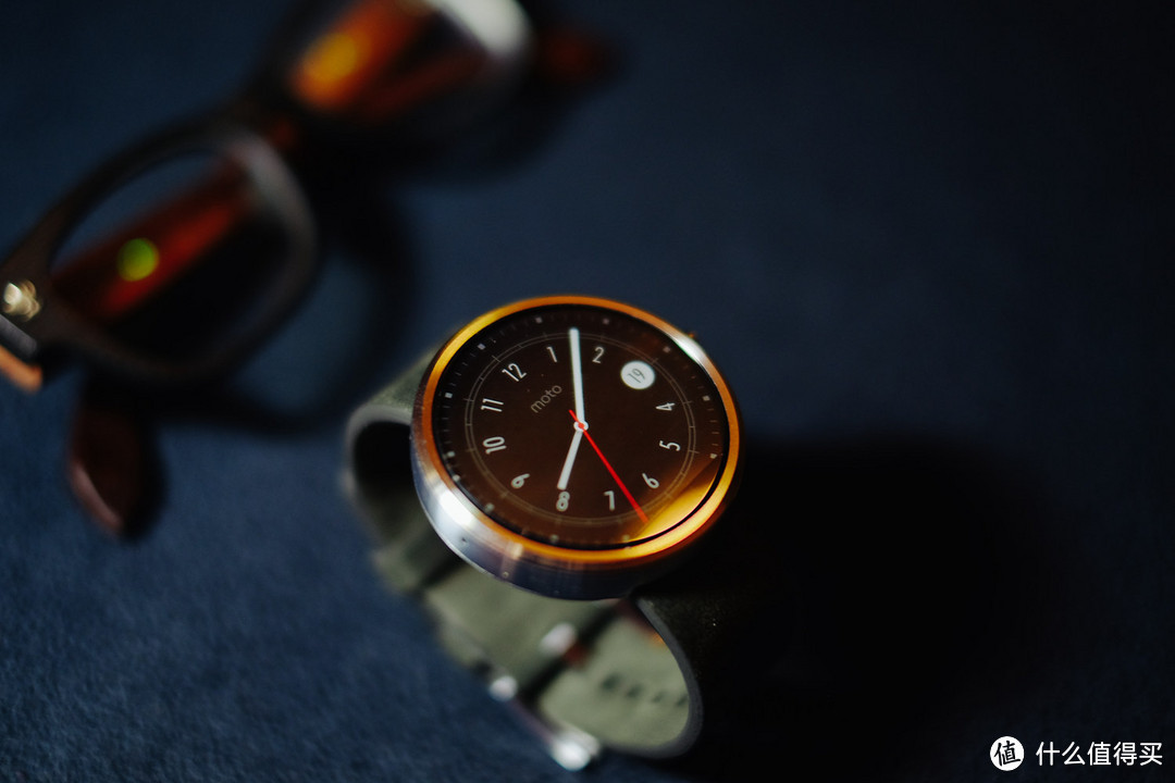 MOTO 360 入手图赏、简评