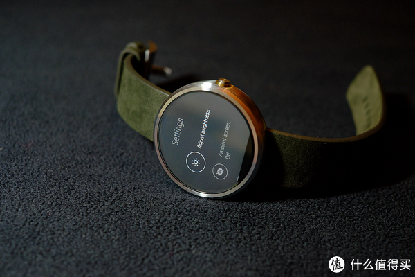 再特价：MOTOROLA 摩托罗拉 Moto 360 智能手表 皮带款/钢带款