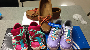 6PM购入adidas 阿迪达斯 Boat Lace、Orion 2 童鞋 & Minnetonka 迷你唐卡 Kilty Moc 平底鞋