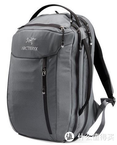 两年崭新依旧：Arc'teryx 始祖鸟 Blade 24L Backpack 舒适户外电脑包