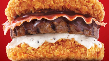 肉食者的致命诱惑：KFC 在韩推王者版 Zinger Double Down King 全肉汉堡