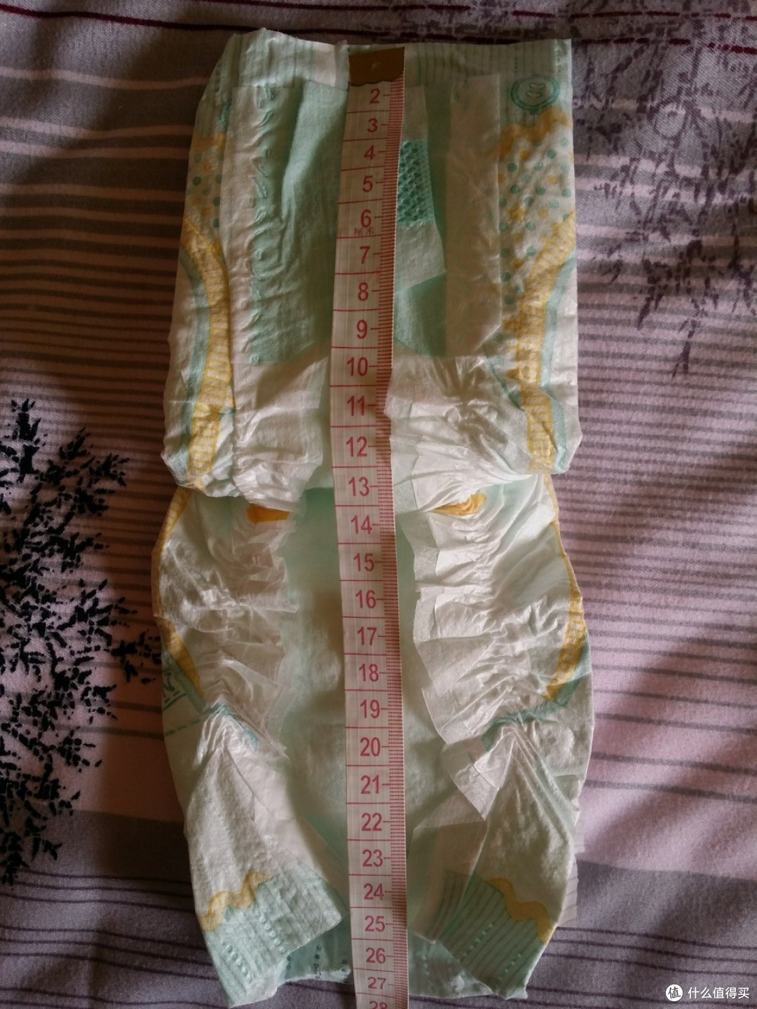 小鹿叮叮 快吸干爽系列 婴儿纸尿裤 S型(对比:帮宝适超薄干爽NB型,好奇银装NB型)