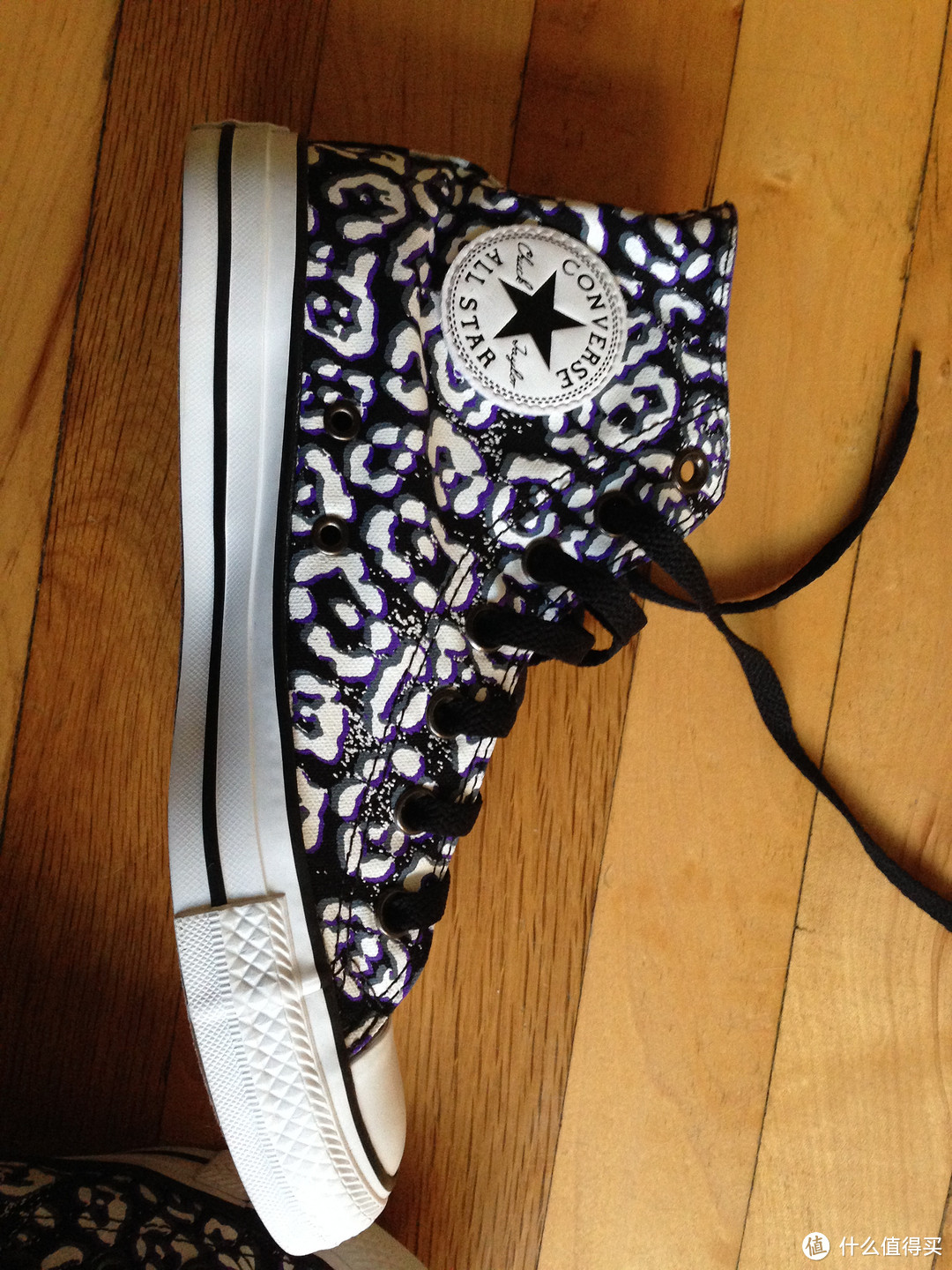 大脚女汉子的伪海淘:macys 购入Converse 匡威 542480F 女款帆布鞋 密集恐惧症慎入