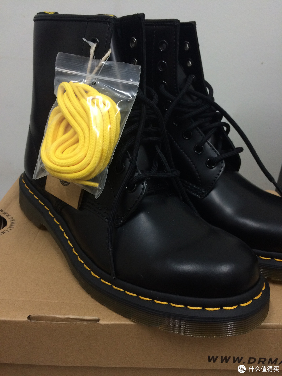 海淘 Dr. Martens 1460 经典款男士马丁靴