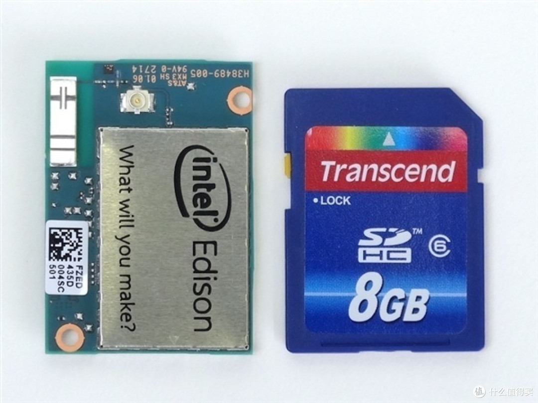 麻雀虽小五脏俱全：Intel推出SD卡大小的超迷你型电脑Edison