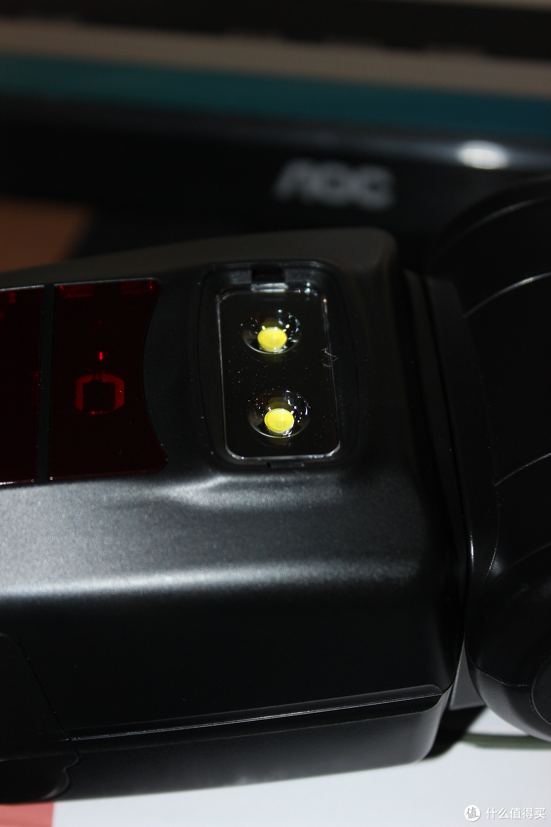 平民闪光灯中的战斗灯：品色 X650C 闪光灯