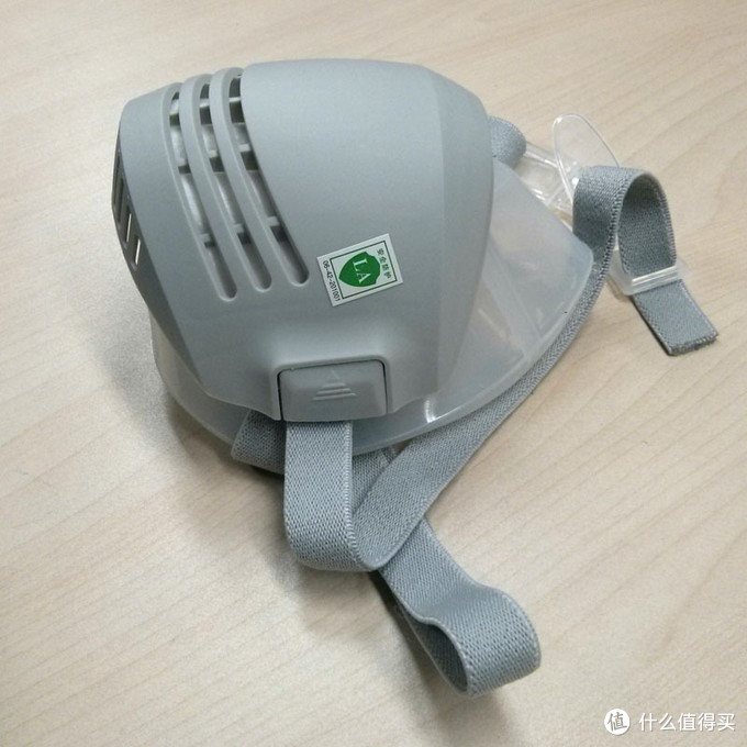国产防尘口罩：思创 ST-AG 硅胶颗粒物呼吸器