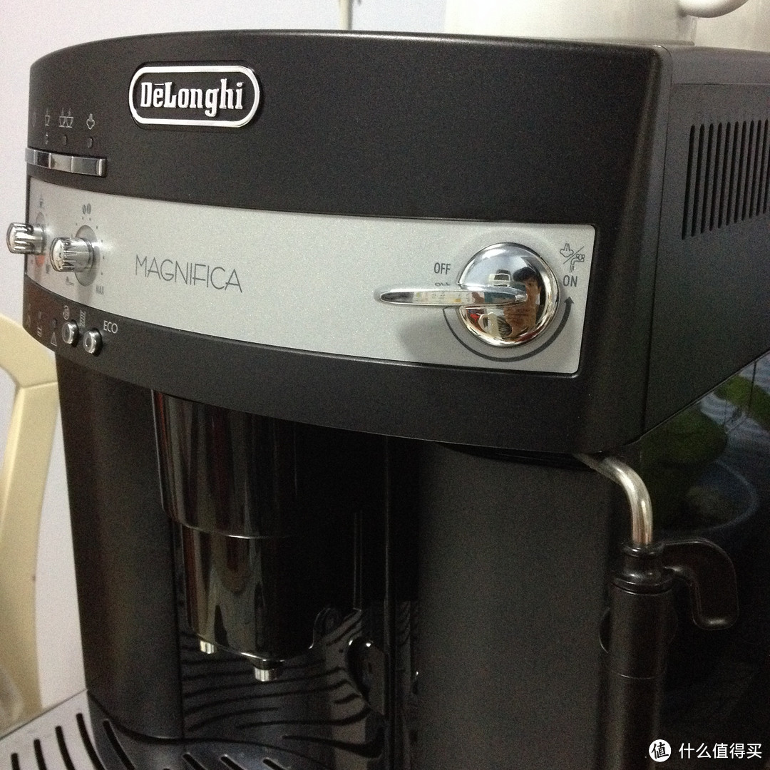 德亚直邮购入delonghi 德龙 ESAM3000B 全自动咖啡机一周到货，制作cappuccino