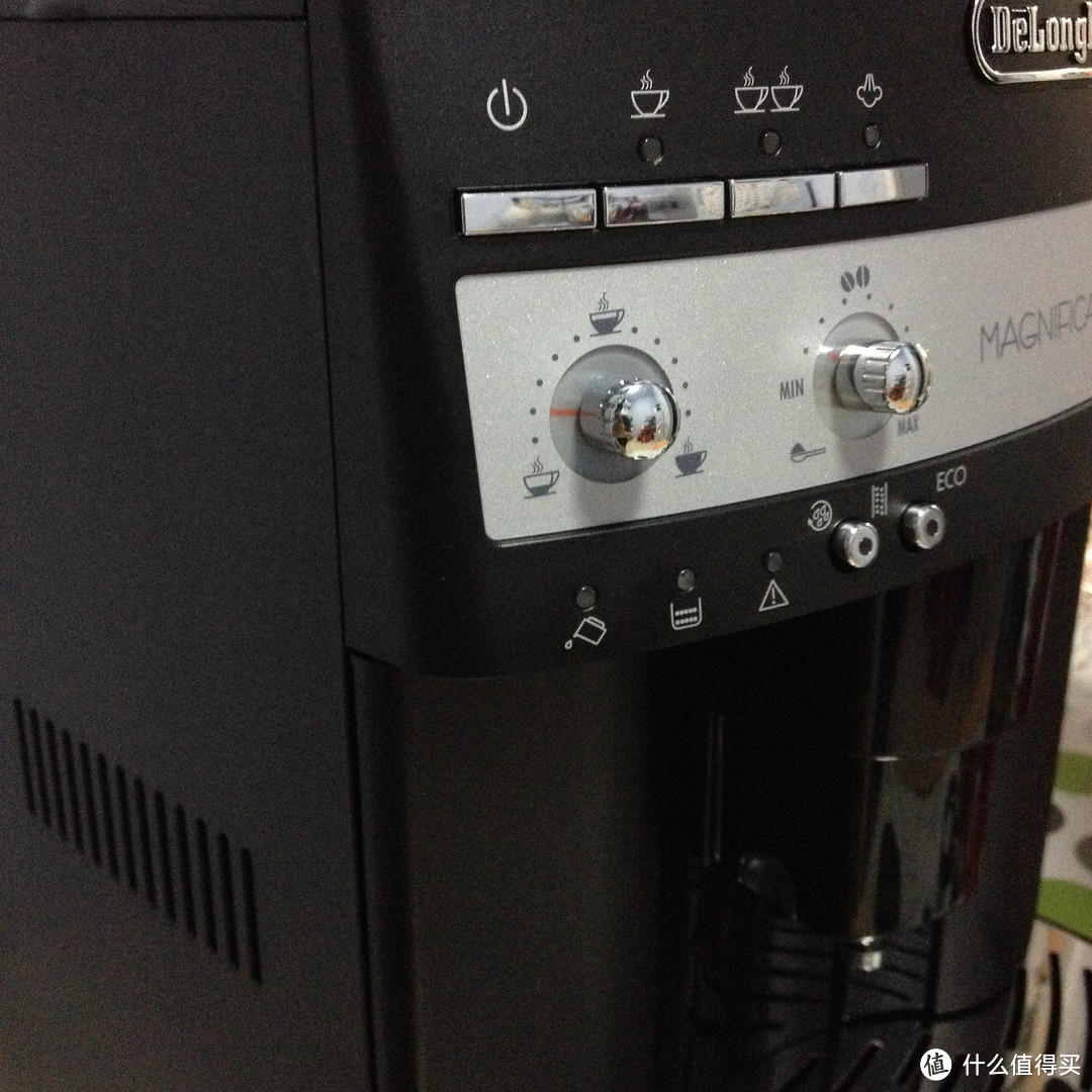 德亚直邮购入delonghi 德龙 ESAM3000B 全自动咖啡机一周到货，制作cappuccino