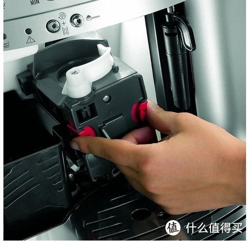 德亚直邮购入delonghi 德龙 ESAM3000B 全自动咖啡机一周到货，制作cappuccino