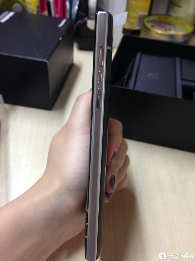 有的聊!BlackBerry 黑莓 Passport 方屏手机