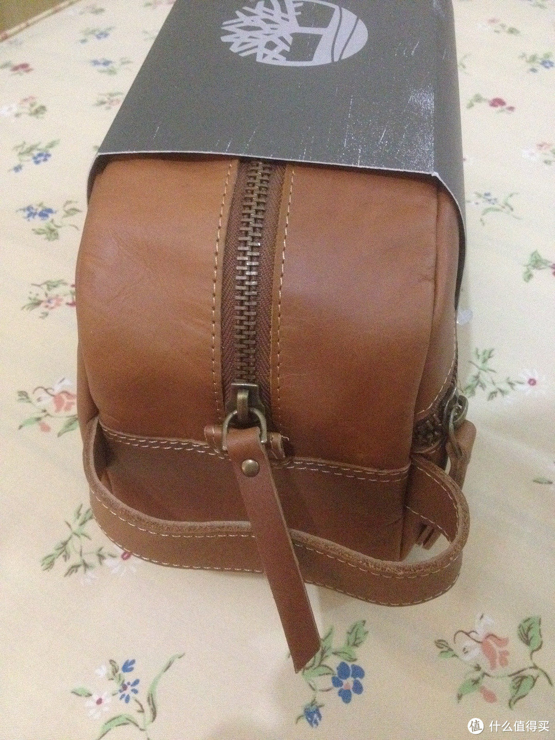 Leather Pull Up Travel Kit 旅行洗漱包