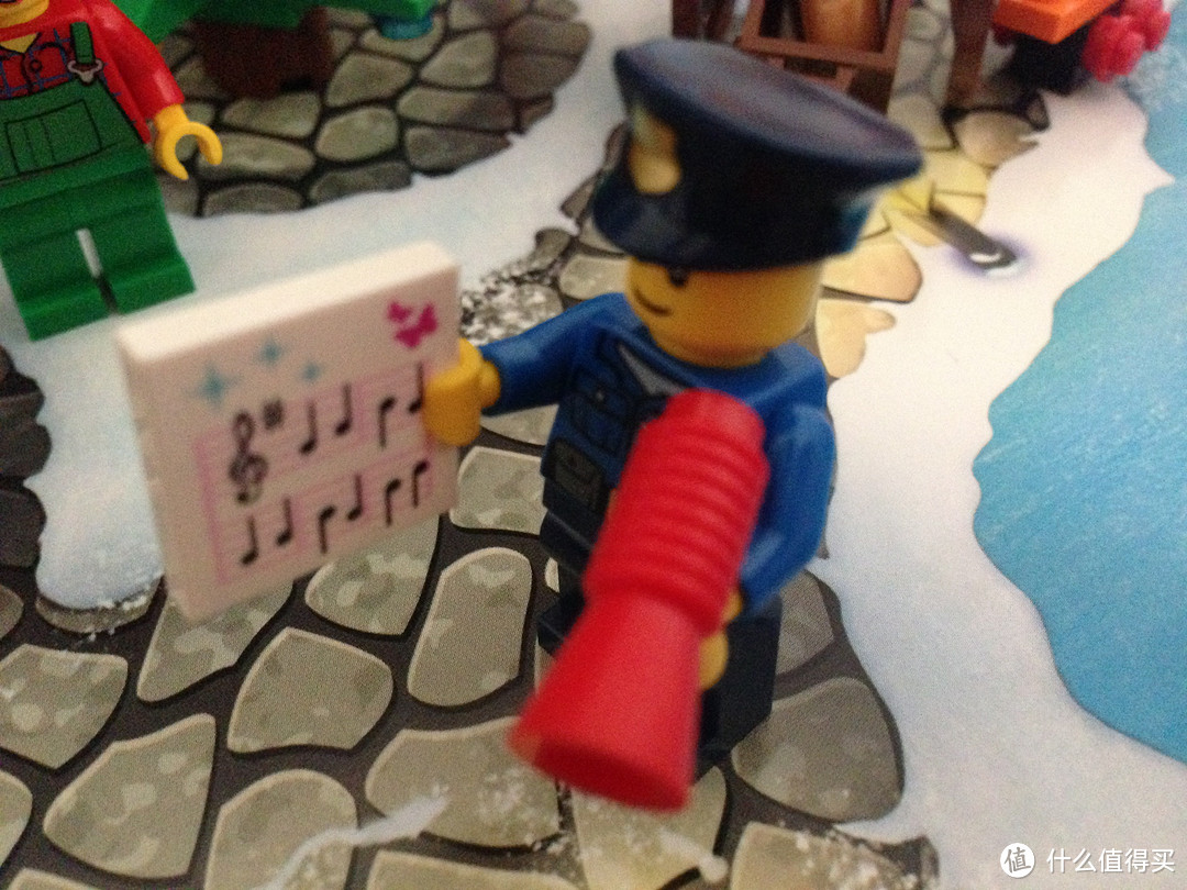 给自己的小镇过个圣诞节吧：LEGO 乐高 圣诞限定 City Advent Calendar 60063