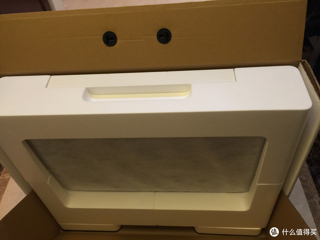 27寸5KRetina显示屏：Apple 苹果 iMac MF886CH/A 一体机