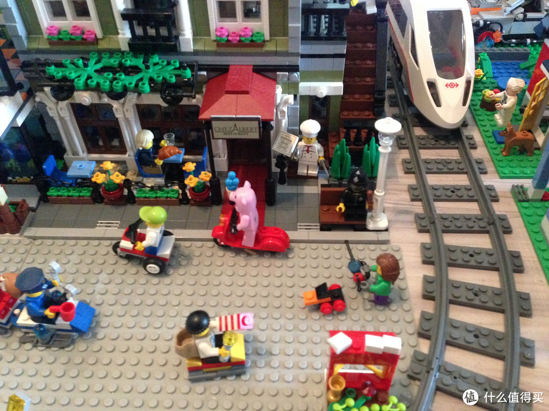 给自己的小镇过个圣诞节吧：LEGO 乐高 圣诞限定 City Advent Calendar 60063