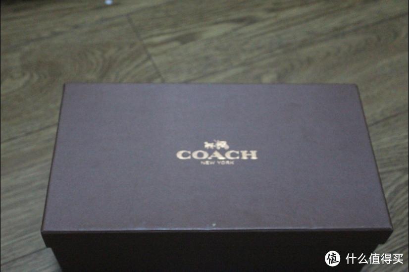 6PM入手COACH 蔻驰 Delphine 女款休闲平底鞋、短款真皮钱包 F50090
