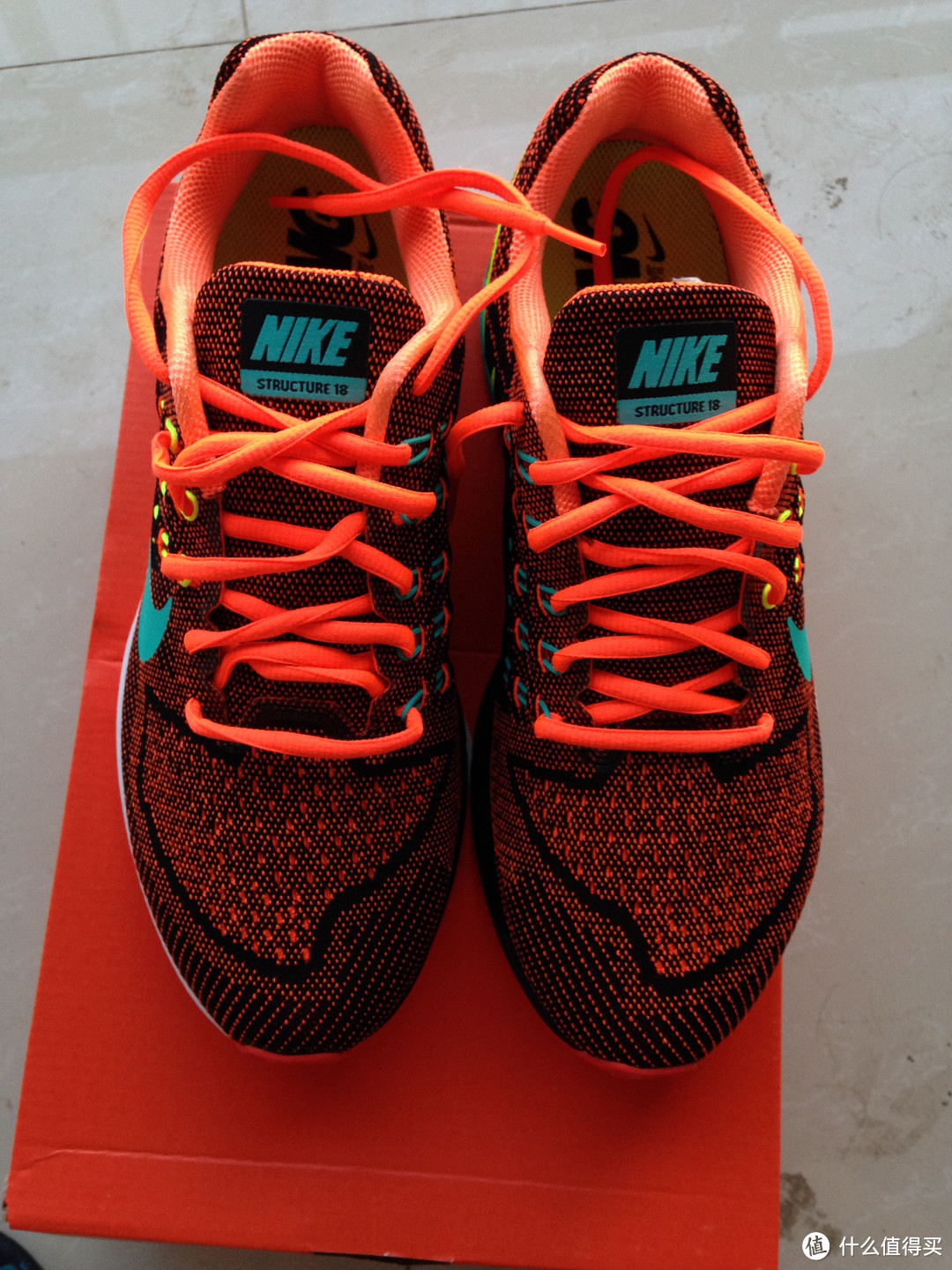 能出街的跑步鞋：Nike 耐克 Air Zoom Structure 18 男款跑鞋