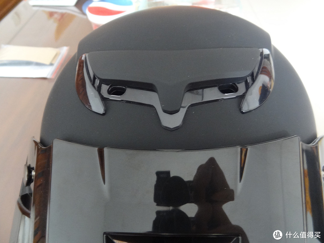 机车男的金钟罩：台湾 瑞狮 381C 复古机车头盔