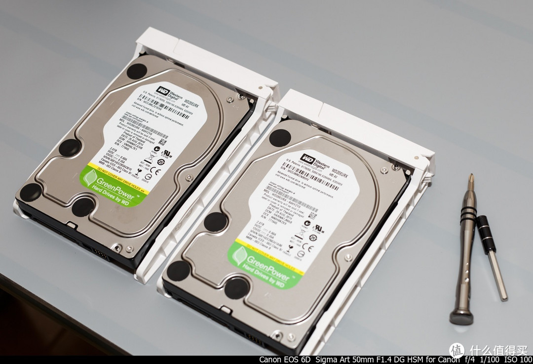 QNAP 威联通 TS-269H  NAS — HDD RAID 1备份存储系统，防患于未然数据保存更安全