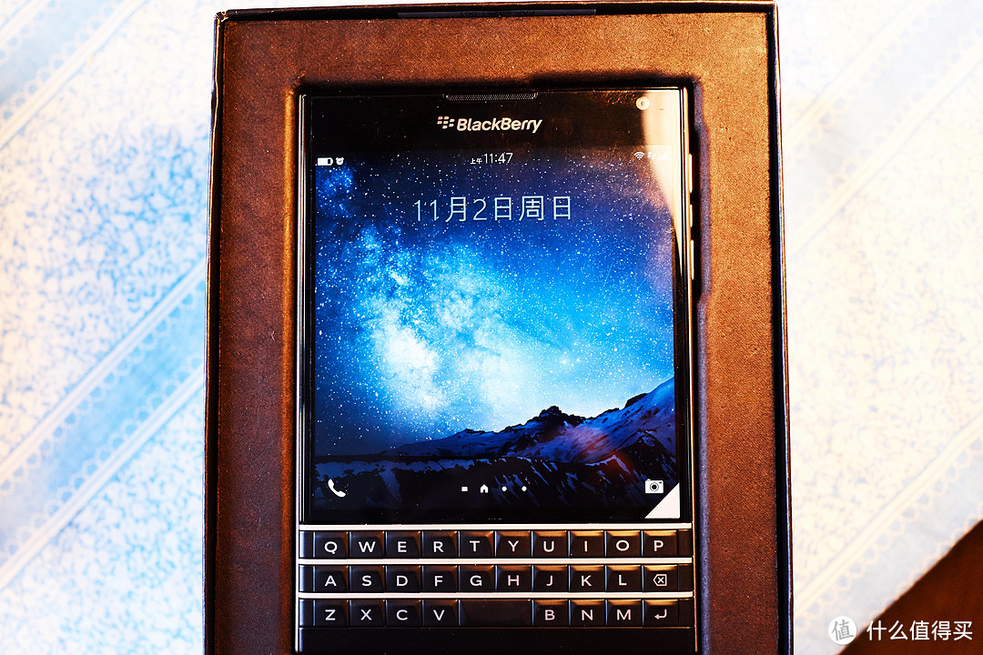 BlackBerry 黑莓 Passport 方屏手机 详细体验