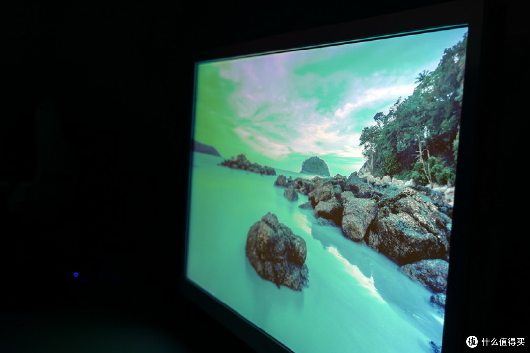 入门级4K UHD 显示器:AOC U2870VQE 开箱分享