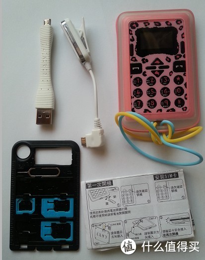 你以为这是计算器？新加坡 CARD Phone New-CM1 第四代迷你信用卡手机