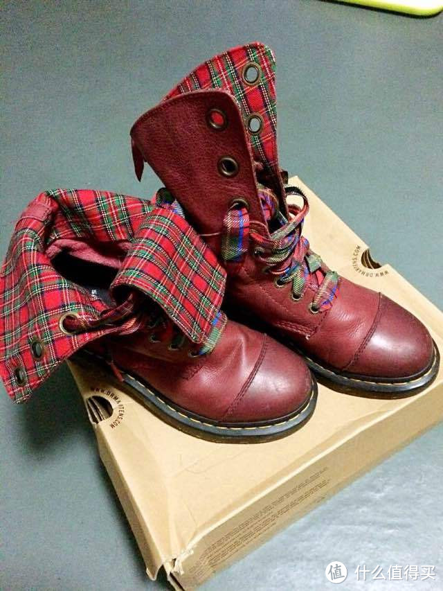 LD要我来晒单：美亚购入樱桃红 Dr. Martens Aimilie 女款高帮马丁靴