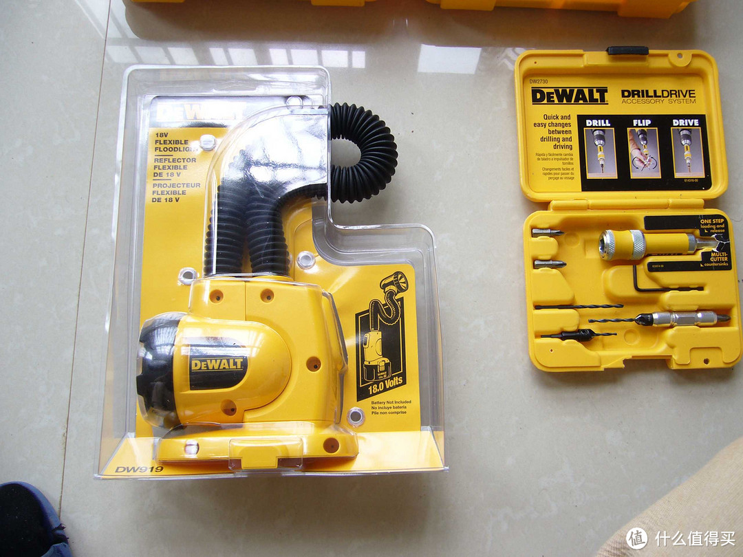 得伟DEWALT DW919 18V全向泛光灯