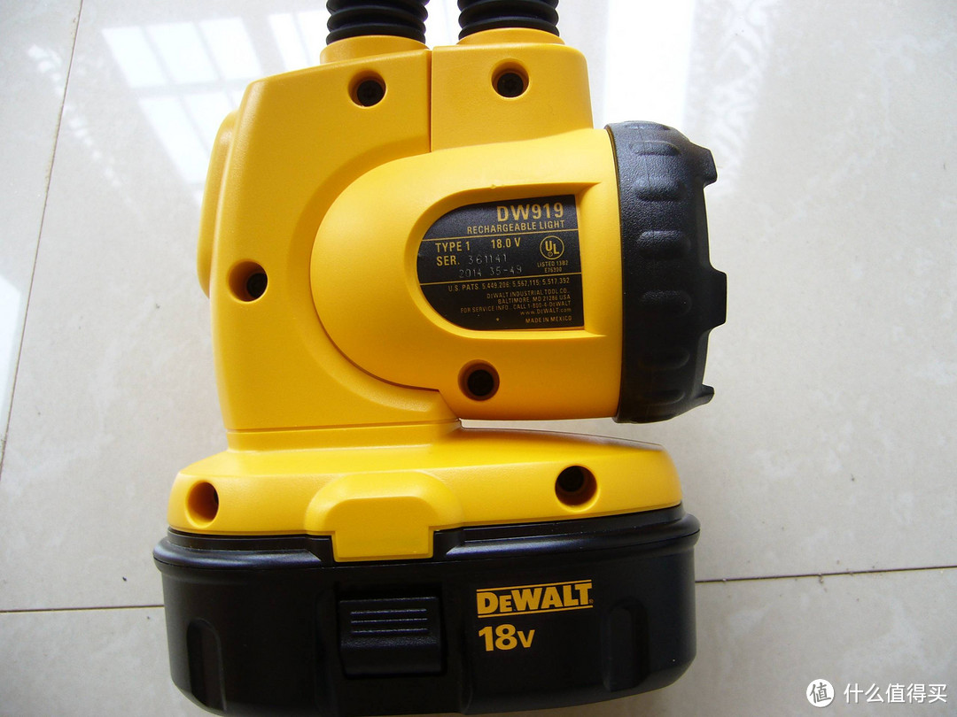 得伟DEWALT DW919 18V全向泛光灯