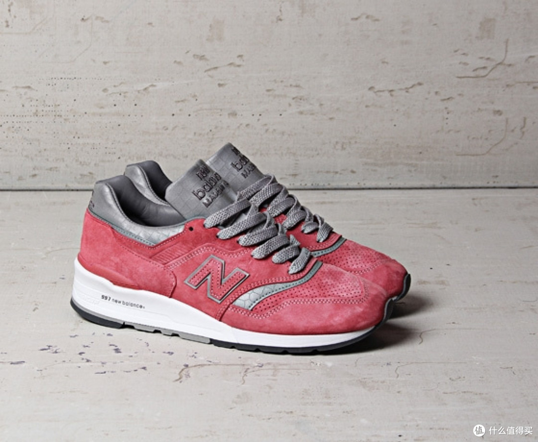 闷骚而诱人:New Balance 携手潮店 Concepts 推 997 “Rosé” 配色
