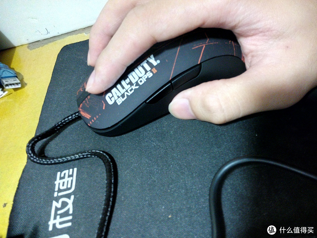 非专业学生党买的第一款游戏鼠标：SteelSeries 赛睿 Sensei RAW 激光鼠标 COD版