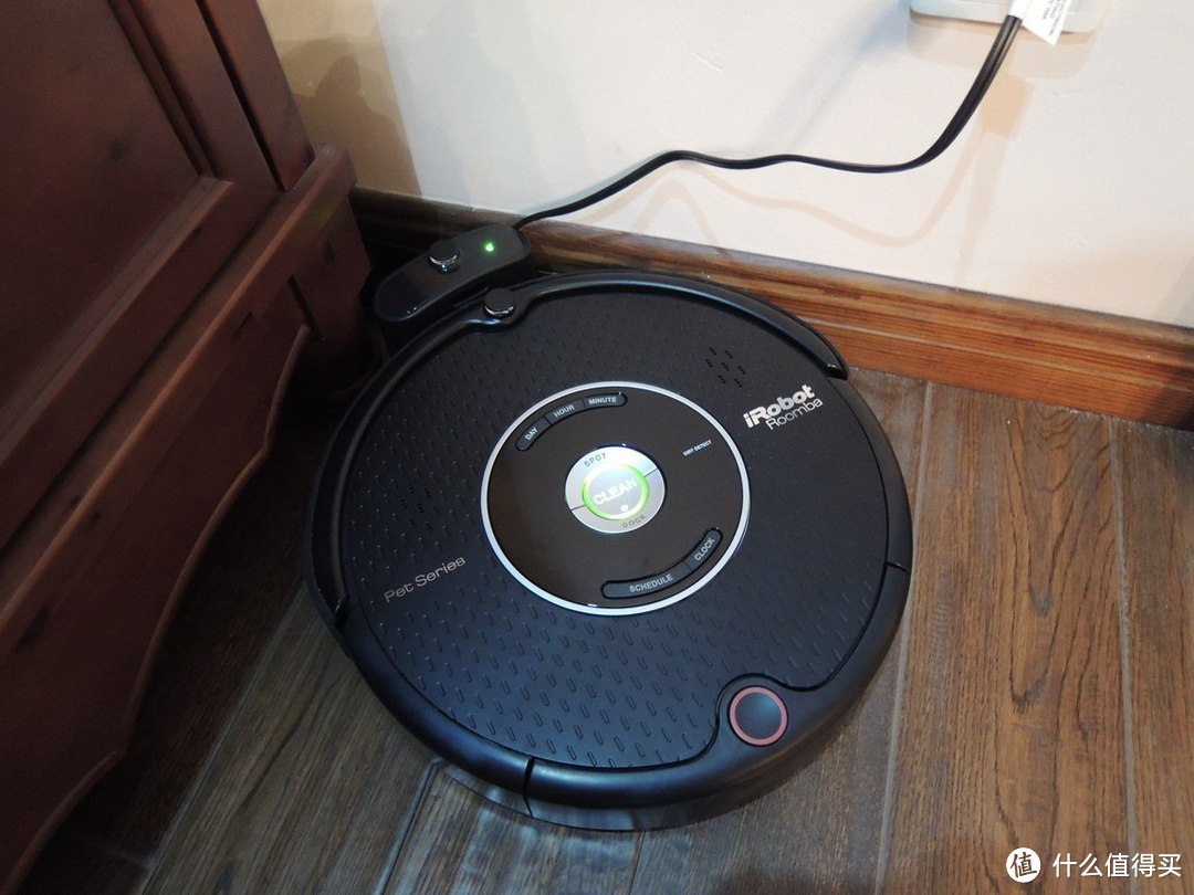 懒人帮手：iRobto Roomba 595 扫地机器人