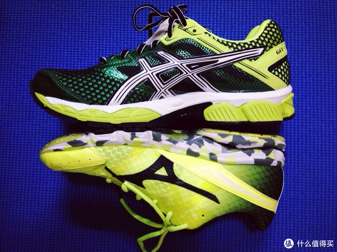 双雄：Asics 亚瑟士GEL-Cumulus 15 VS MIZUNO 美津浓 WAVE RIDER 17 — 日系次*级缓震型跑鞋对比评测