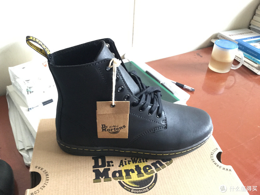 美亚直邮 Dr. Martens Tobias 男款马丁靴，坑爹的瑕疵