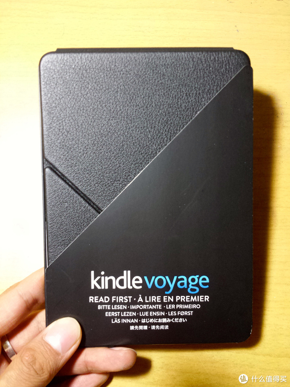 日亚2天急速直邮：Kindle Voyage 原装真皮皮套 入手体验