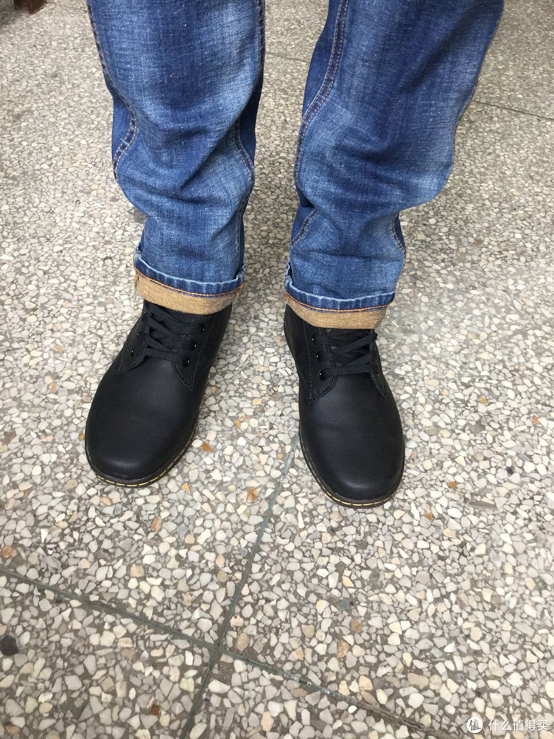 美亚直邮 Dr. Martens Tobias 男款马丁靴，坑爹的瑕疵