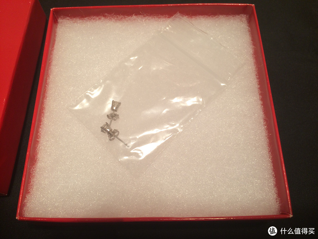 【ebay好物分享会】便宜有好货：ebay购入GEMSTONEKING 1/3Ct 钻石耳钉