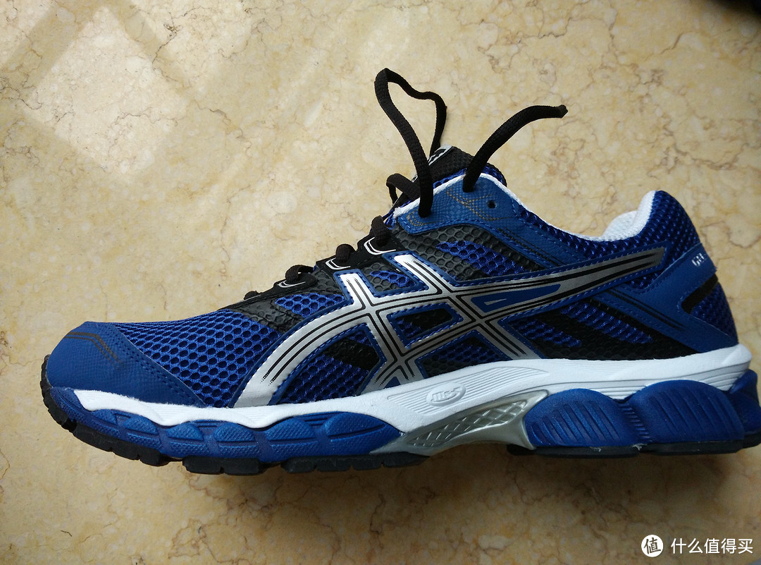 防水是关键：Asics 亚瑟士 GEL-CUMULUS 15 G-TX T3C4N 跑鞋