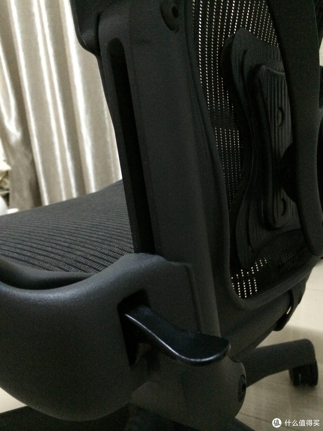 Herman Miller Aeron 座椅 — 为了健康和取悦自己