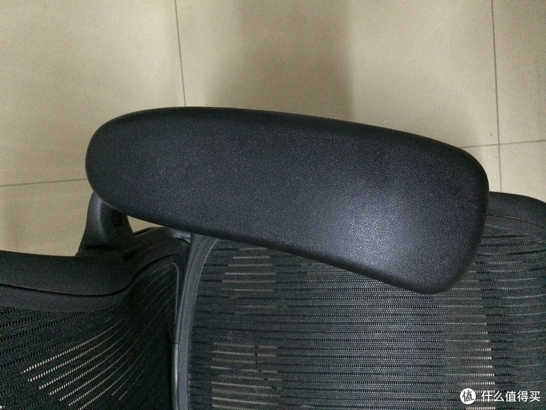 Herman Miller Aeron 座椅 — 为了健康和取悦自己