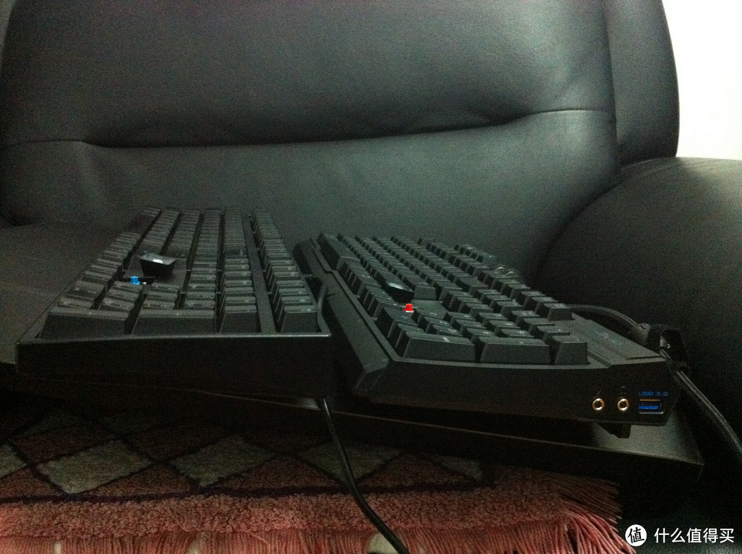 人生第二次剁手机械键盘：GIGABYTE 技嘉 Aivia Osmium 红轴，附自我感觉的青红轴简单比较