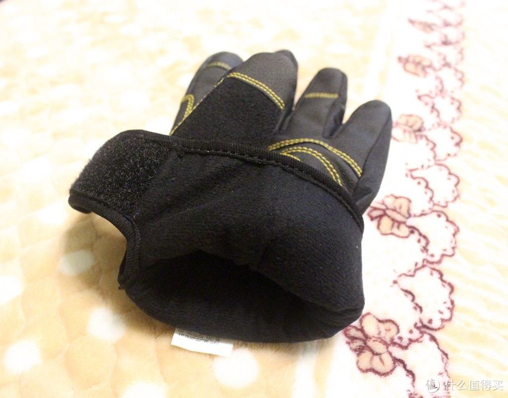 双11收获：Mechanix 美国技师 Wind Resistant 无风触屏冬季防风保暖手套