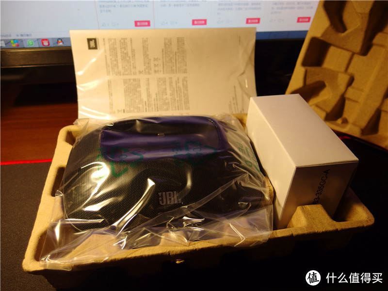 JBL OnBeat Micro iPhone5  便携式充电音乐底座音箱 