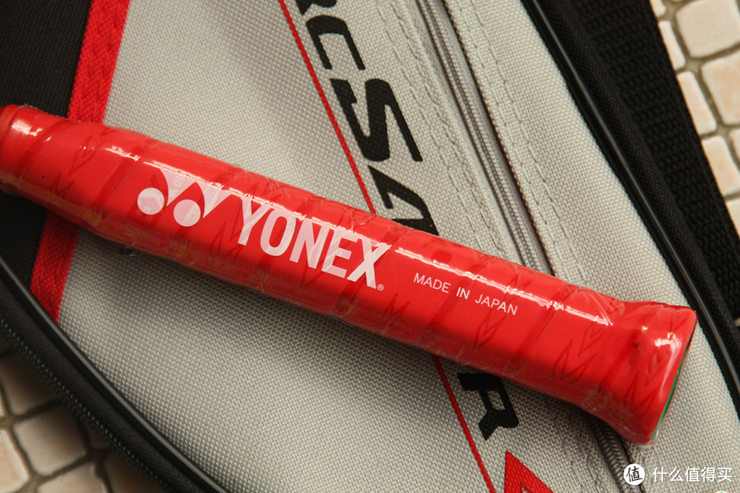 那一抹亮骚的红：YONEX 尤尼克斯 ARCSABER 11 羽毛球拍