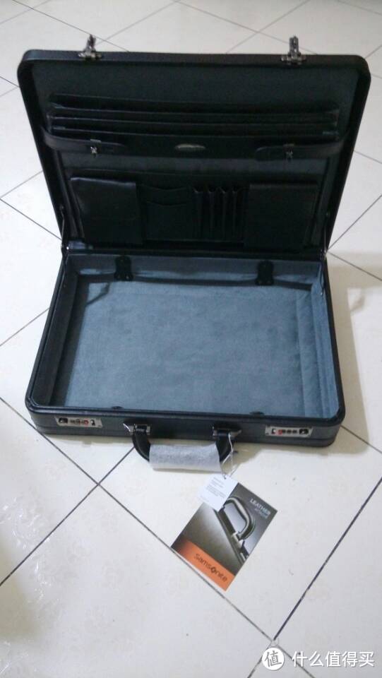 美亚购入 Samsonite 新秀丽 Bonded Leather Attache 密码箱  (Black) 入手初体验