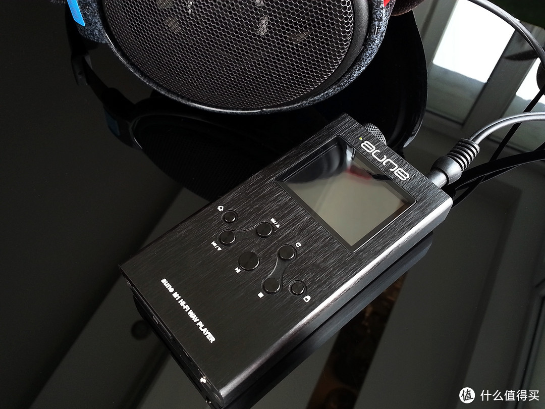 国产HIFI黑科技：奥莱尔 科技 无损播放器 AUNE M1 & 达音科 DUNU 圈铁平头耳机 A1