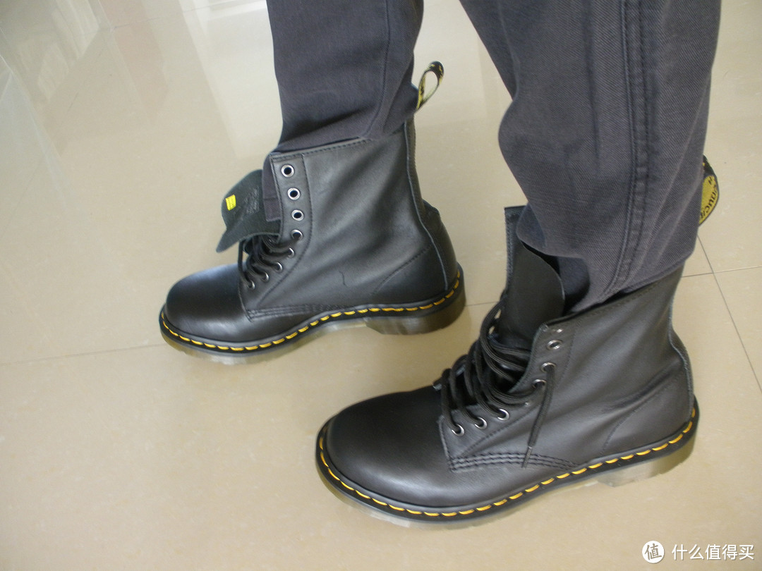 你想怎么穿？说说Dr. Martens 1460 软皮马丁靴，女鞋男穿