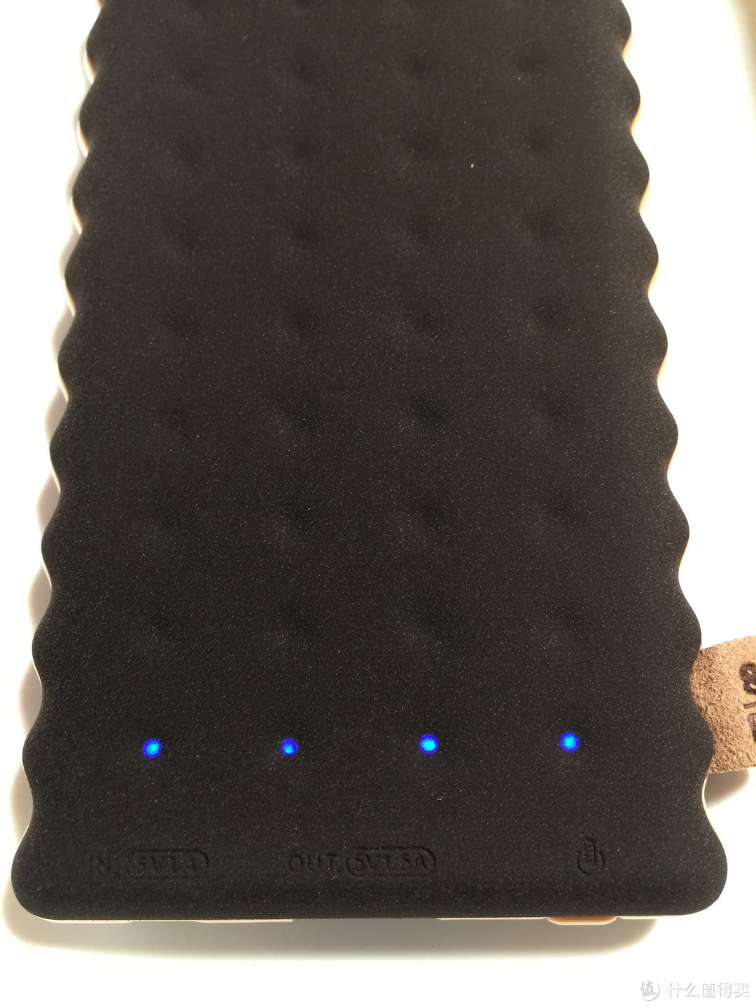 可以充电的萌饼干：colour 开了 cookies 夹心饼干 移动电源 8000mAh